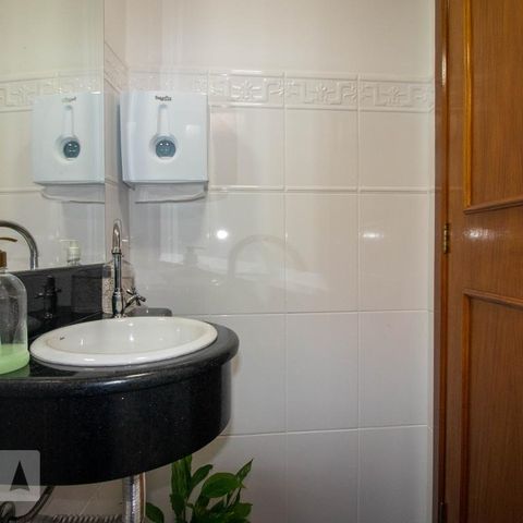 Casa à venda com 186m², 3 quartos e 4 vagasLavabo
