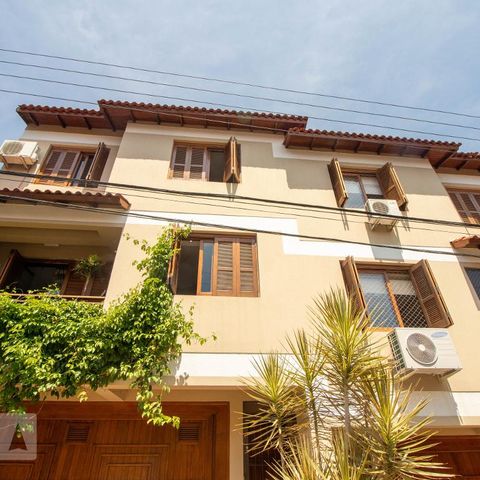 Casa à venda com 186m², 3 quartos e 4 vagasFachada
