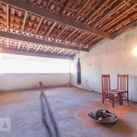 Casa para alugar com 437m², 3 quartos e 1 vagaAcademia