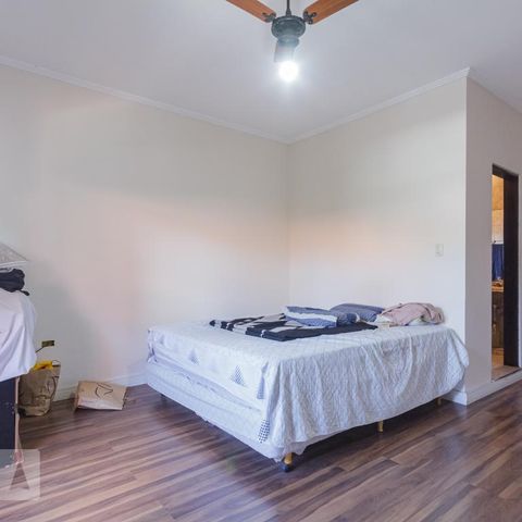 Casa para alugar com 437m², 3 quartos e 1 vagaQuarto 1