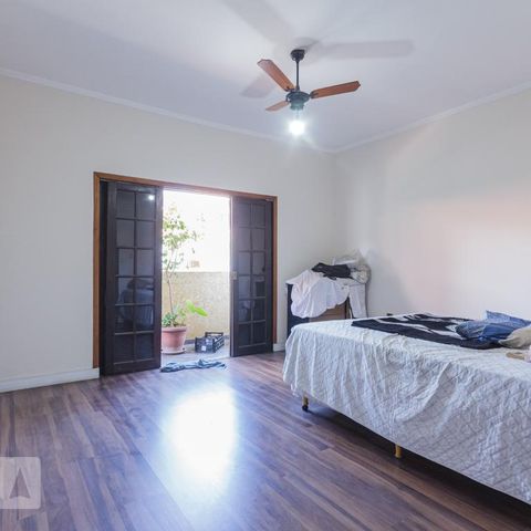 Casa para alugar com 437m², 3 quartos e 1 vagaQuarto 1