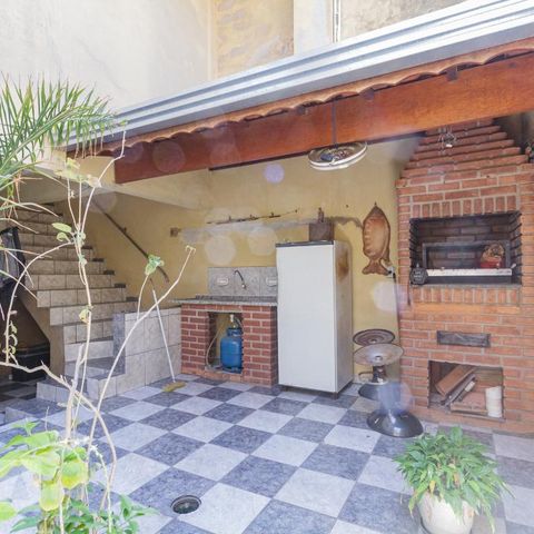 Casa para alugar com 437m², 3 quartos e 1 vagaQuintal