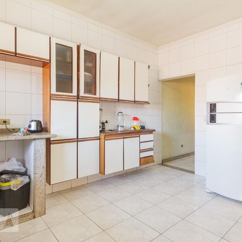 Casa para alugar com 437m², 3 quartos e 1 vagaCozinha