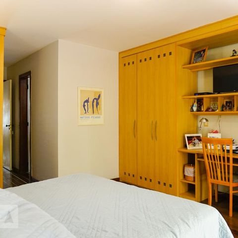 Casa de condomínio à venda com 263m², 4 quartos e 3 vagasSuíte 2
