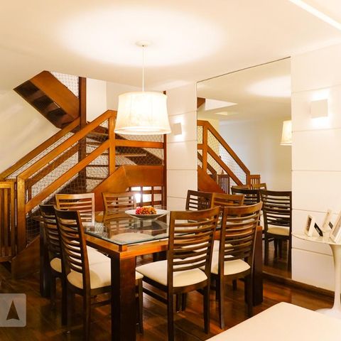 Casa de condomínio à venda com 263m², 4 quartos e 3 vagasSala