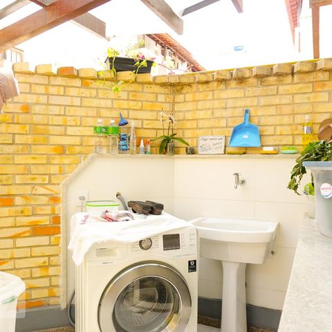 Casa de condomínio à venda com 263m², 4 quartos e 3 vagasÁrea de Serviço