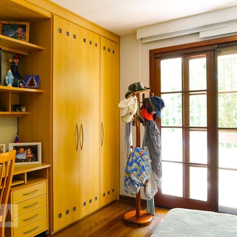 Casa de condomínio à venda com 263m², 4 quartos e 3 vagasSuíte 2