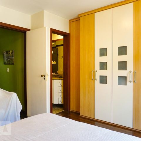 Casa de condomínio à venda com 263m², 4 quartos e 3 vagasSuíte 1