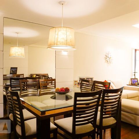 Casa de condomínio à venda com 263m², 4 quartos e 3 vagasSala