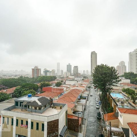Apartamento à venda com 105m², 2 quartos e 2 vagasVista da varanda