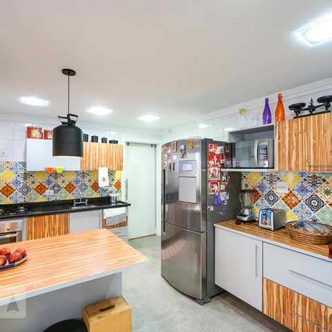 Apartamento à venda com 105m², 2 quartos e 2 vagasCozinha