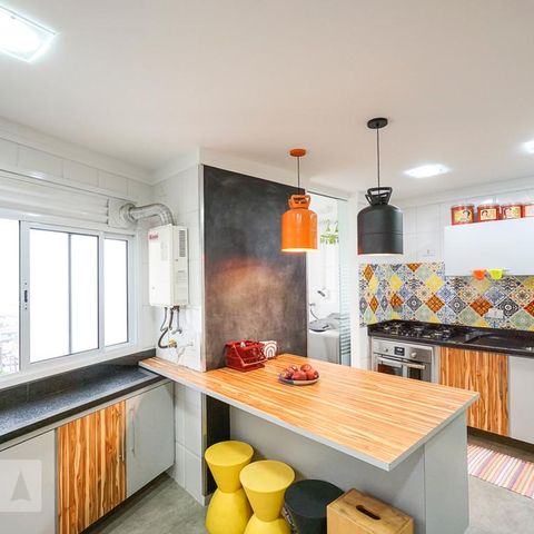Apartamento à venda com 105m², 2 quartos e 2 vagasCozinha