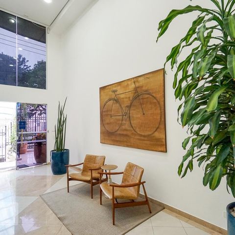 Apartamento à venda com 105m², 2 quartos e 2 vagasHall de entrada