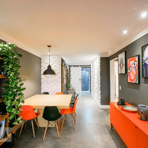 Apartamento à venda com 105m², 2 quartos e 2 vagasSala
