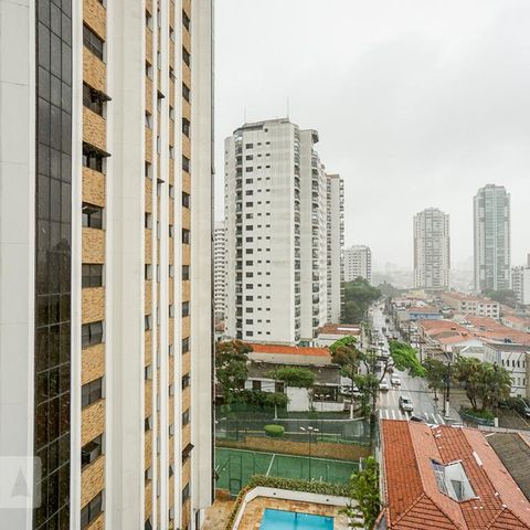 Apartamento à venda com 105m², 2 quartos e 2 vagasVista da cozinha