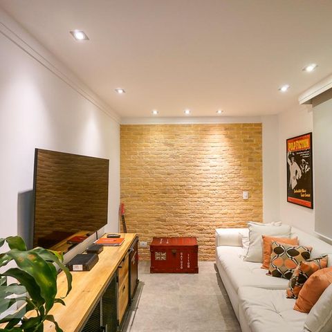 Apartamento à venda com 105m², 2 quartos e 2 vagasSala de TV