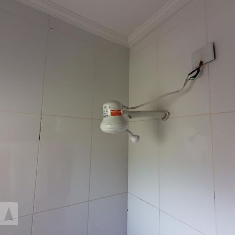 Casa de condomínio à venda com 159m², 3 quartos e 3 vagasBanheiro