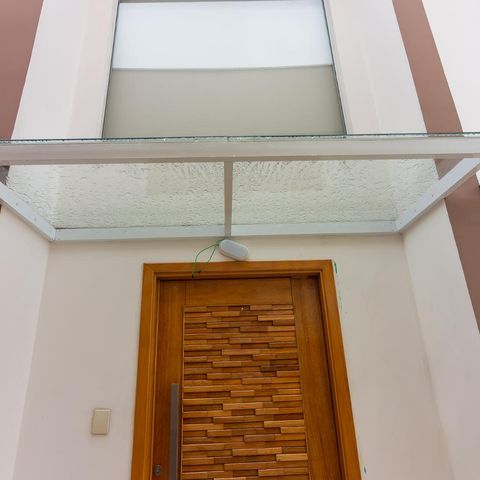 Casa de condomínio à venda com 159m², 3 quartos e 3 vagasFachada