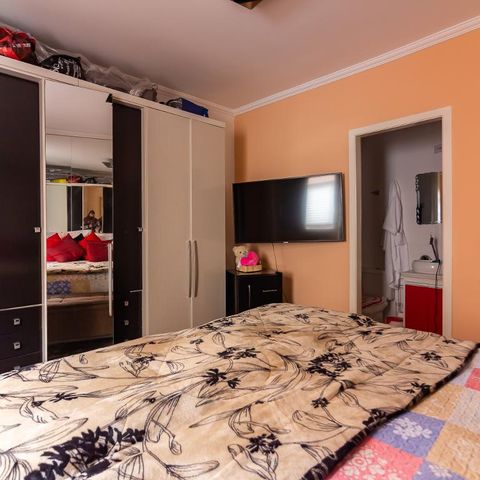 Casa de condomínio à venda com 159m², 3 quartos e 3 vagassuíte 1