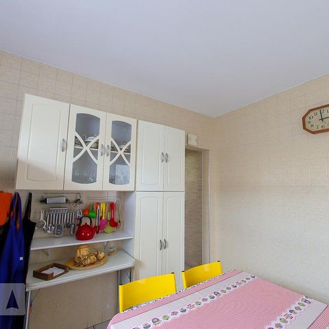 Casa à venda com 148m², 2 quartos e 2 vagas Casa à venda com 148m², 2 quartos e 2 vagasCozinha