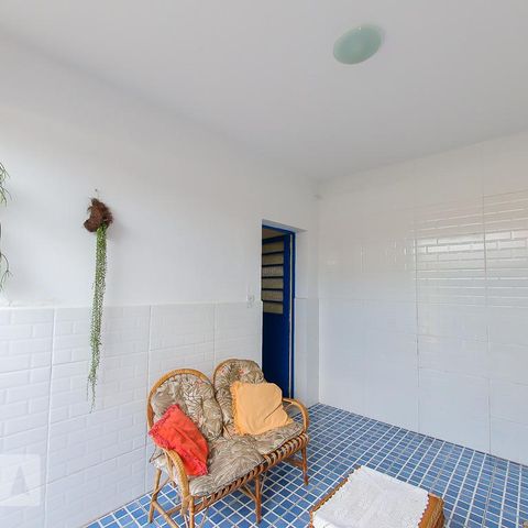 Casa à venda com 148m², 2 quartos e 2 vagas Casa à venda com 148m², 2 quartos e 2 vagasGaragem