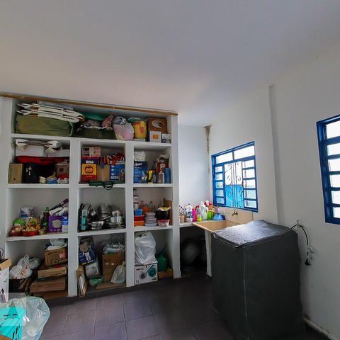 Casa à venda com 148m², 2 quartos e 2 vagas Casa à venda com 148m², 2 quartos e 2 vagasArea de Serviço
