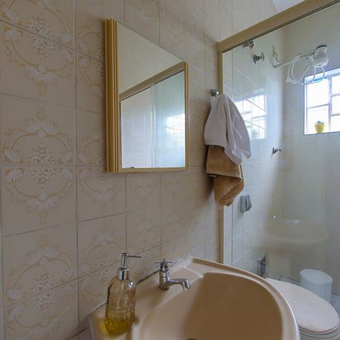 Casa à venda com 148m², 2 quartos e 2 vagas Casa à venda com 148m², 2 quartos e 2 vagasBanheiro 2