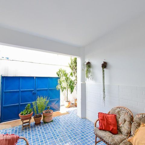 Casa à venda com 148m², 2 quartos e 2 vagas Casa à venda com 148m², 2 quartos e 2 vagasGaragem
