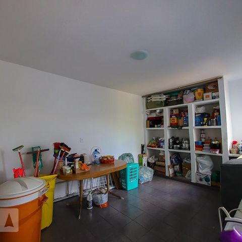 Casa à venda com 148m², 2 quartos e 2 vagas Casa à venda com 148m², 2 quartos e 2 vagasArea de Serviço