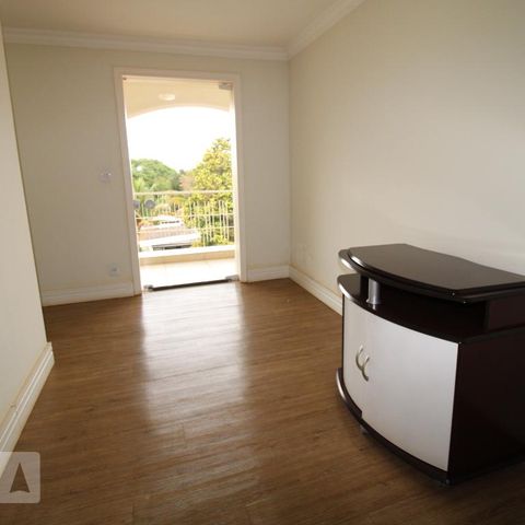 Casa para alugar com 800m², 4 quartos e 6 vagasHall dos quartos