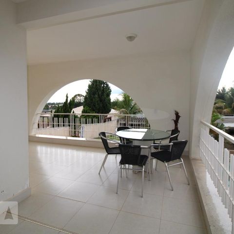 Casa para alugar com 800m², 4 quartos e 6 vagasVaranda da Cozinha