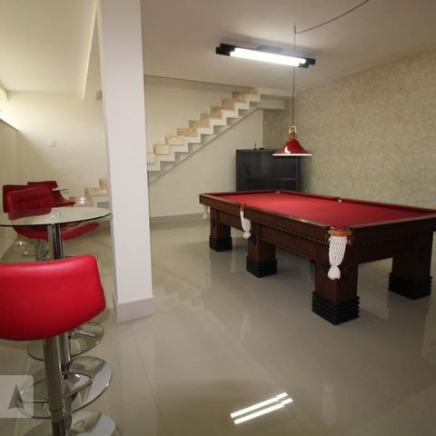 Casa para alugar com 800m², 4 quartos e 6 vagasSala de Jogos
