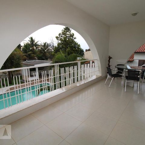 Casa para alugar com 800m², 4 quartos e 6 vagasVaranda da Cozinha