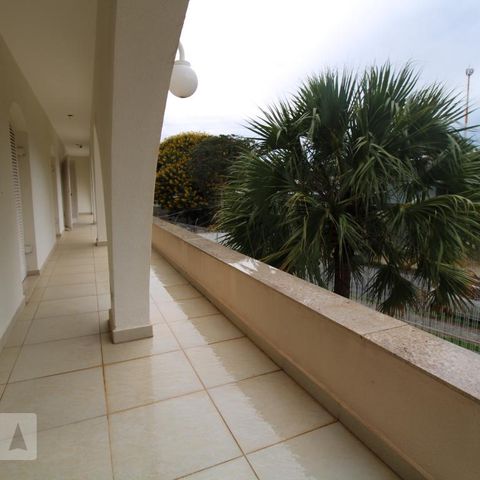 Casa para alugar com 800m², 4 quartos e 6 vagasVaranda de todos os quartos