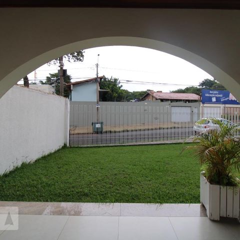 Casa para alugar com 800m², 4 quartos e 6 vagasVista 3 da Sala