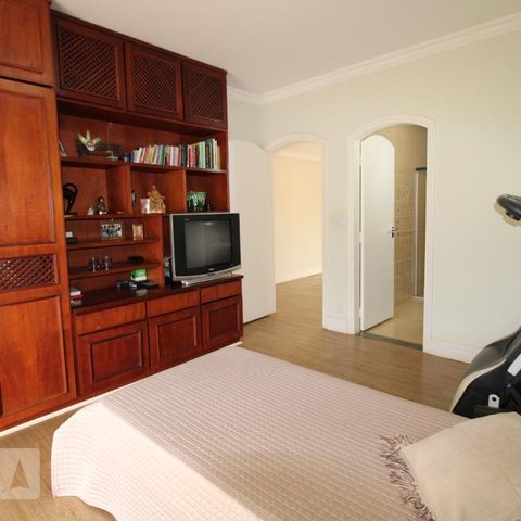 Casa para alugar com 800m², 4 quartos e 6 vagasQuarto 3