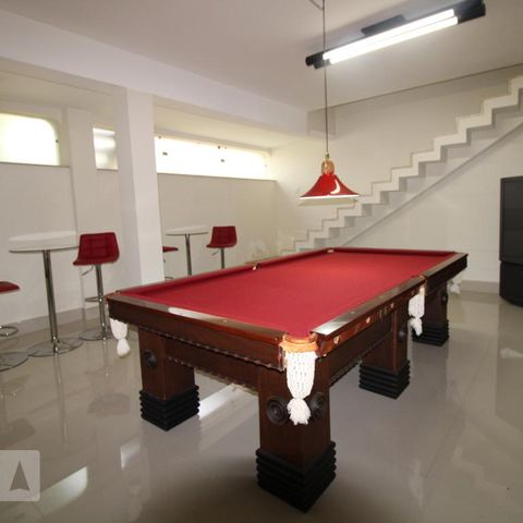 Casa para alugar com 800m², 4 quartos e 6 vagasSala de Jogos