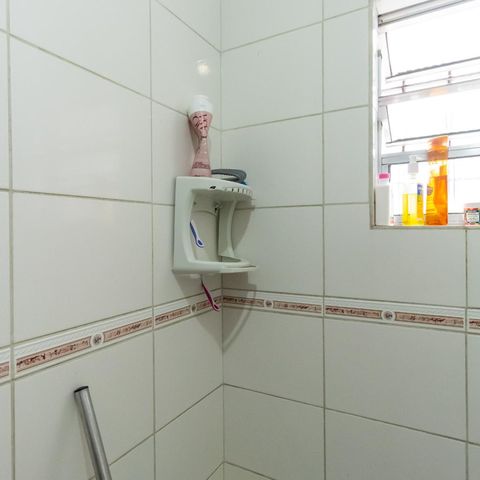 Casa à venda com 250m², 3 quartos e 1 vagaBanheiro 2