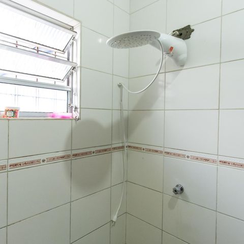 Casa à venda com 250m², 3 quartos e 1 vagaBanheiro 2