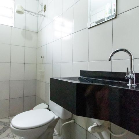 Casa à venda com 250m², 3 quartos e 1 vagaBanheiro 1