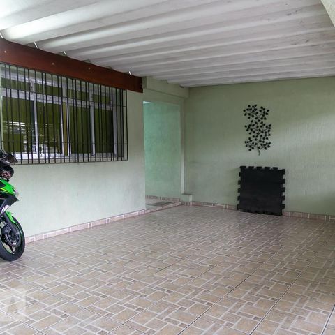 Casa à venda com 151m², 2 quartos e 2 vagasGaragem