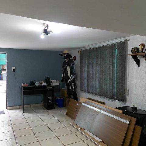 Casa à venda com 151m², 2 quartos e 2 vagasSalão