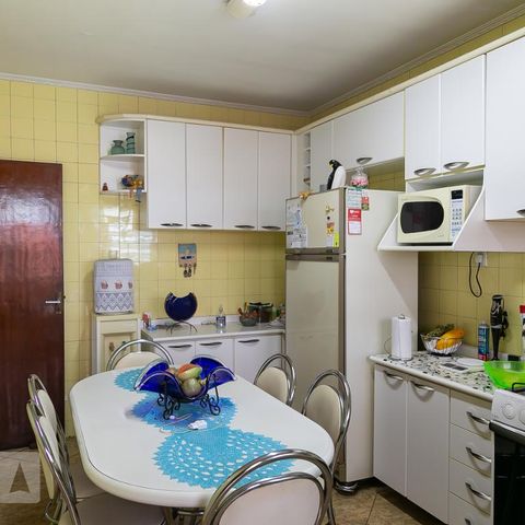 Casa à venda com 151m², 2 quartos e 2 vagasCozinha
