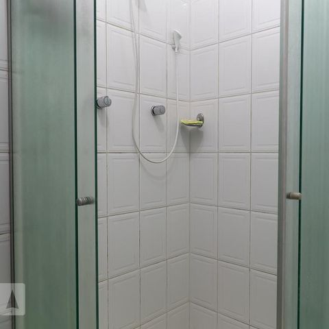 Casa à venda com 151m², 2 quartos e 2 vagasBanheiro de serviço