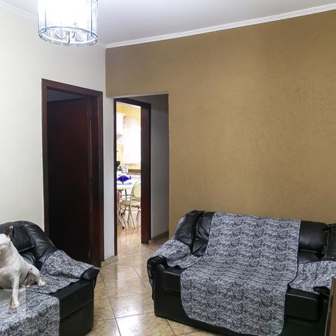 Casa à venda com 151m², 2 quartos e 2 vagasSala