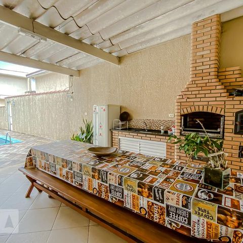 Casa à venda com 144m², 3 quartos e 2 vagasÁrea comum - Churrasqueira