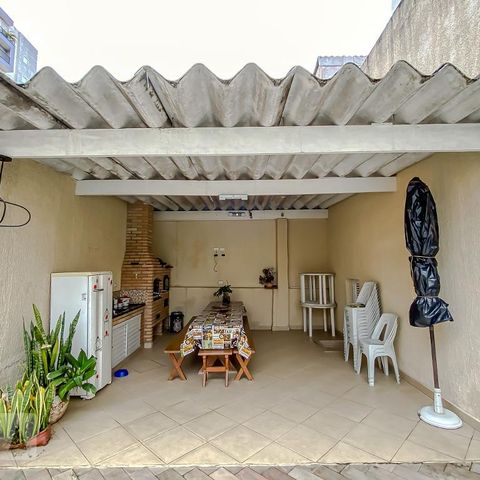 Casa à venda com 144m², 3 quartos e 2 vagasÁrea comum - Churrasqueira
