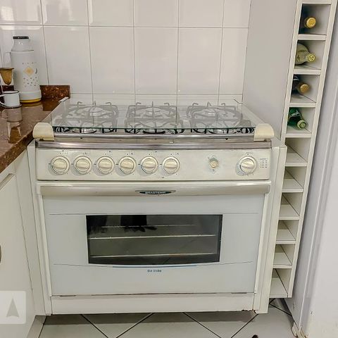 Casa à venda com 144m², 3 quartos e 2 vagasDetalhe Cozinha