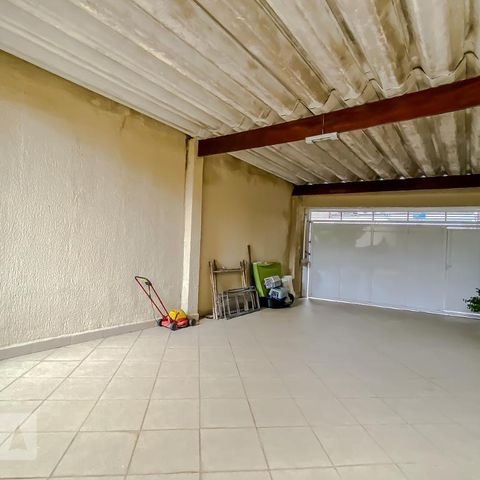 Casa à venda com 144m², 3 quartos e 2 vagasGaragem