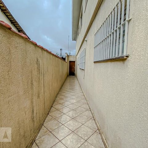 Casa à venda com 144m², 3 quartos e 2 vagasQuintal